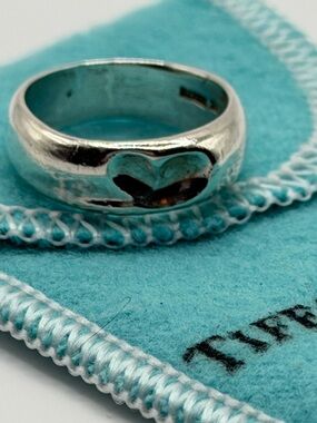 Tiffany Co Peretti Heart In 925 Silver Ring sz 5 -RETIRED 🩵